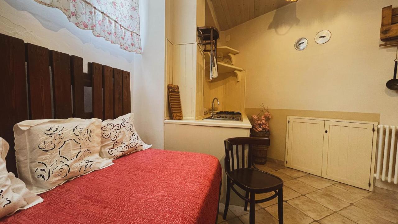 Novecento Room And Breakfast Puglia Massafra Exterior photo