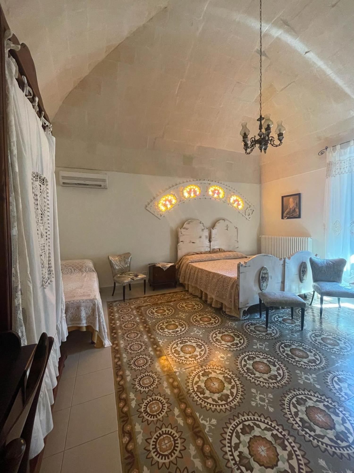 Novecento Room And Breakfast Puglia Massafra Exterior photo