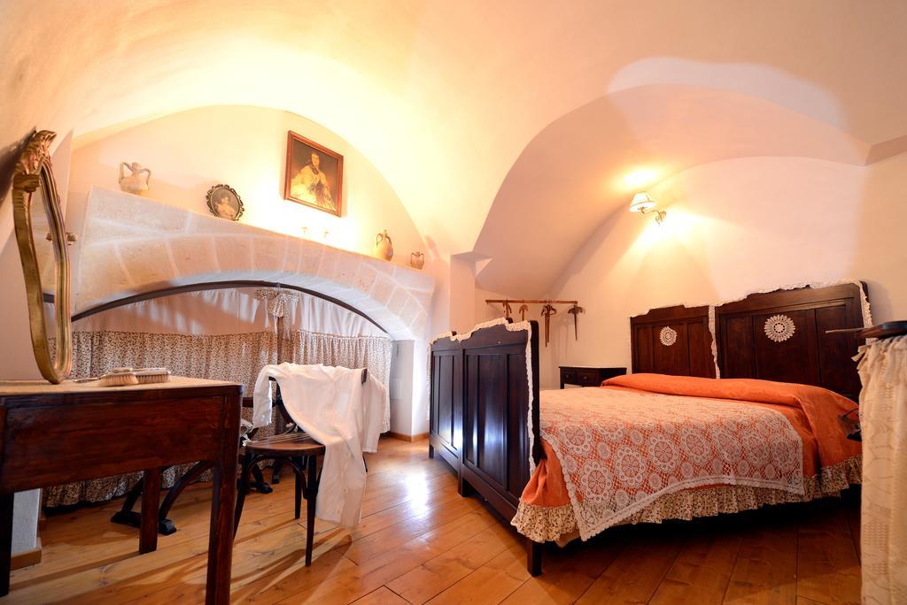 Novecento Room And Breakfast Puglia Massafra Exterior photo